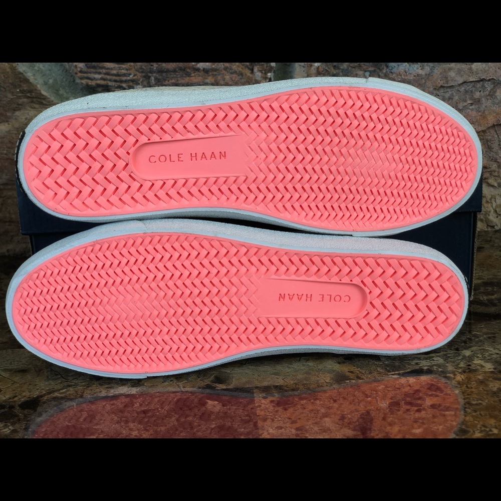 New women Cole Haan Carrie sneaker - Picture 5 of 12
